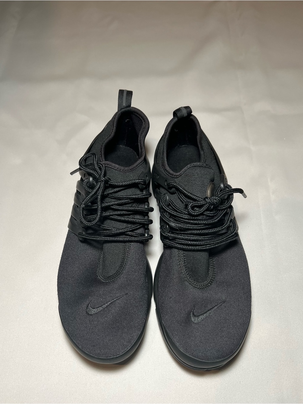 Nike Air Presto Triple Black Sneakers – Women's US 8 - Picture 6 of 10